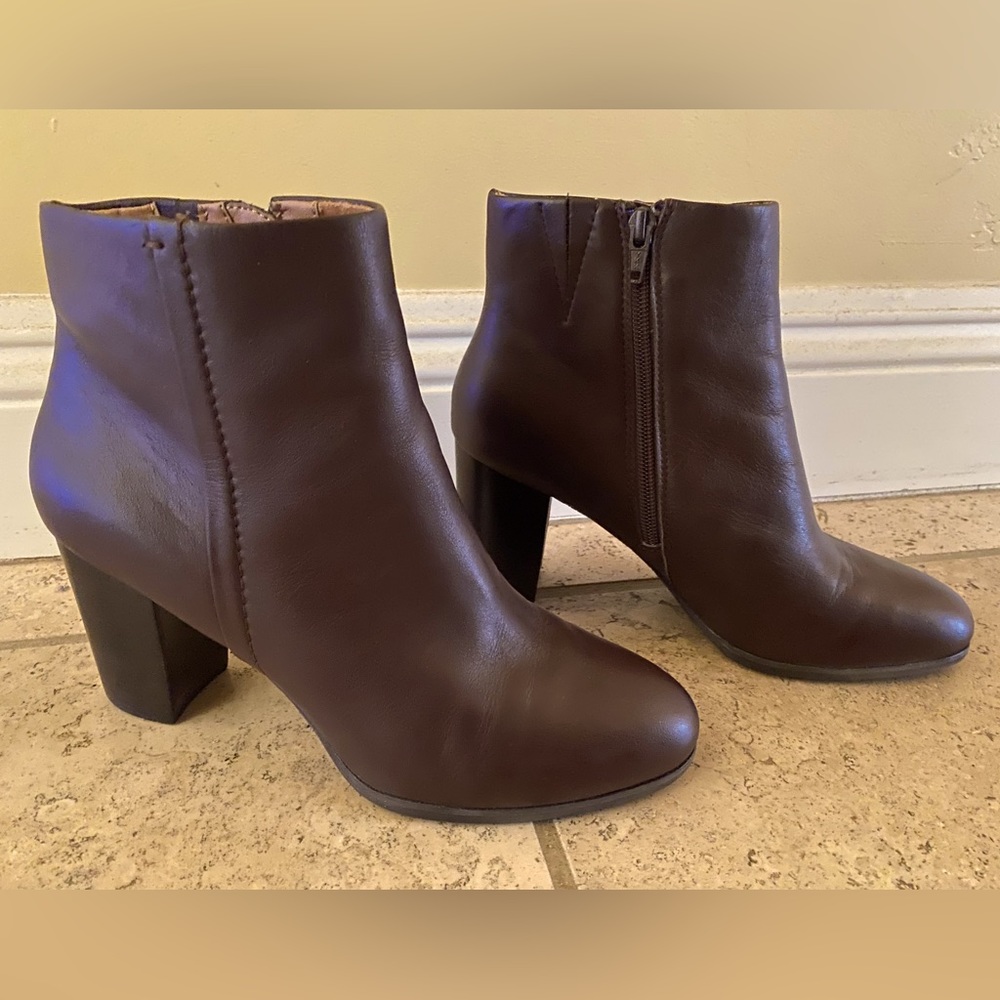 VIONIC Perk Kennedy Boots